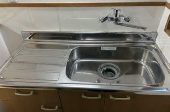 サービス後のステンレス製シンク